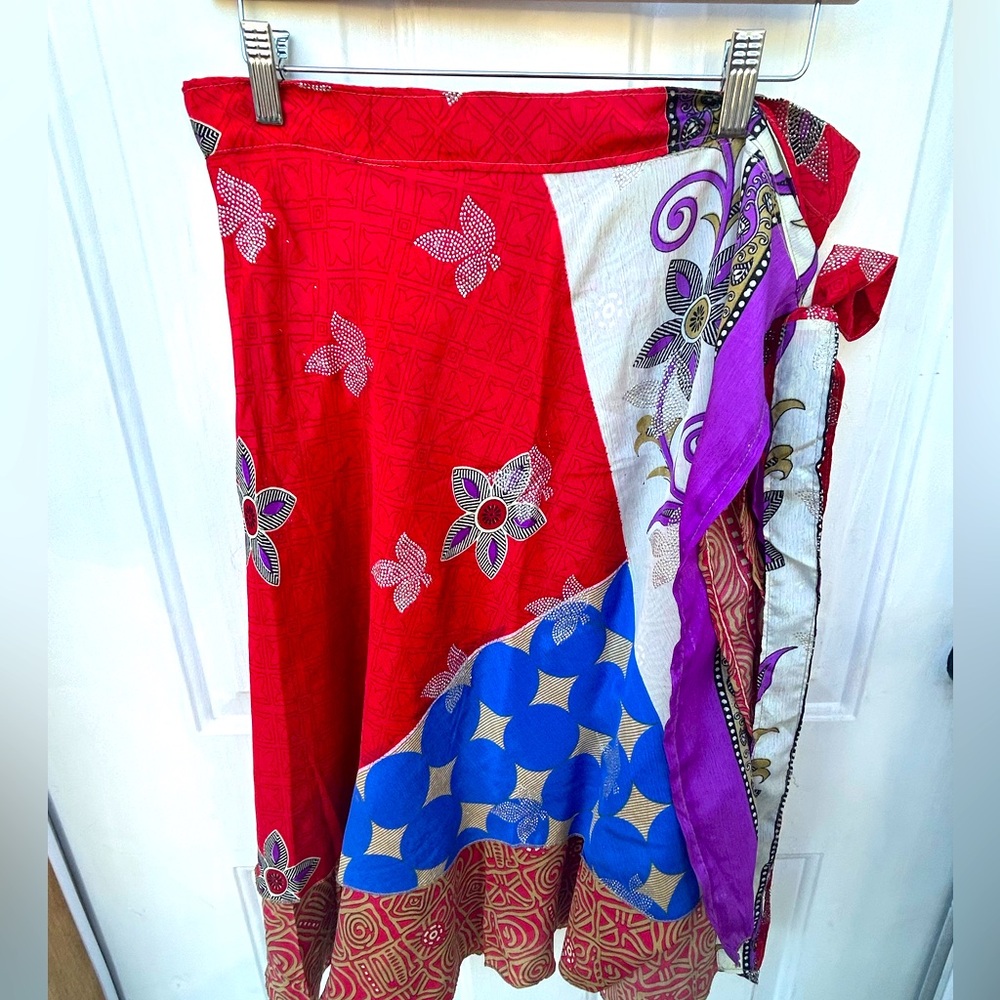 Earthbound trading Colorful Wrap/Reversible OS skirt